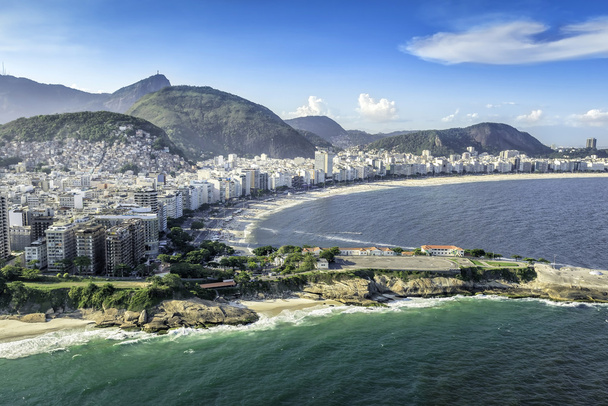 Пляж Копакабана в ріо-де-Жанейро, бразіл. - Фото, зображення