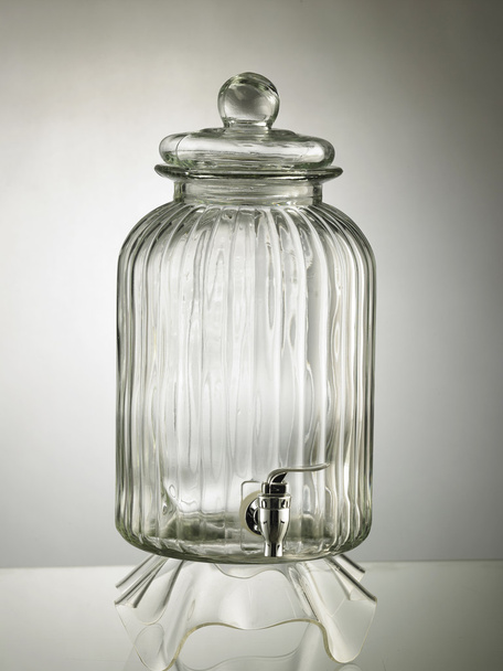 Glass water dispenser - Fotoğraf, Görsel