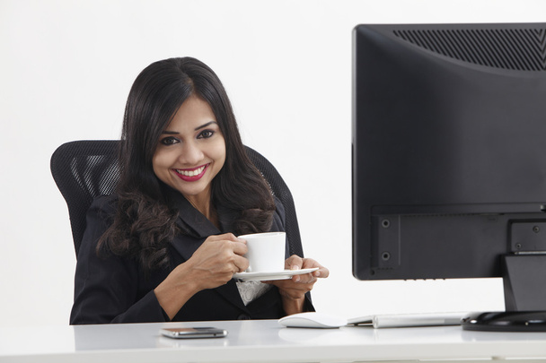 Business woman having coffee break - Photo, Image