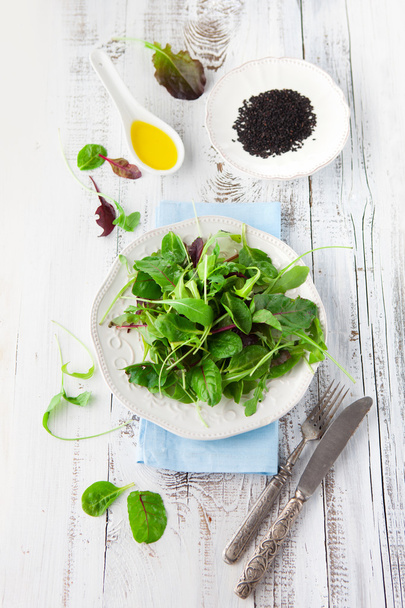 свіжий зелений салат
 - Фото, зображення