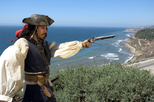 Capitão pirata
 - Foto, Imagem