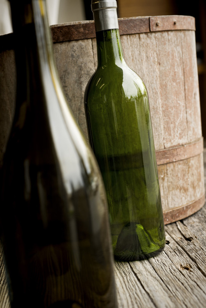 Bottiglia di vino natura morta
 - Foto, immagini
