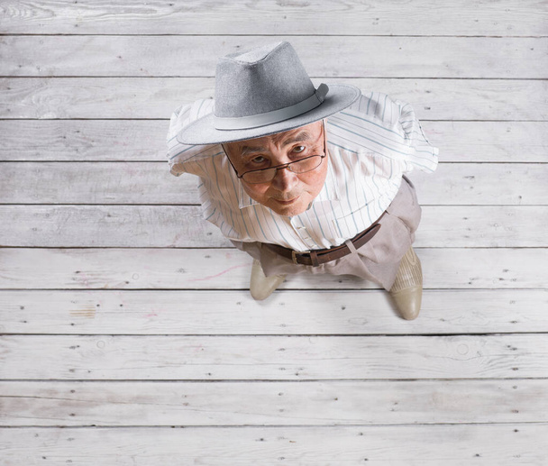portré egy öregemberről, felülnézet - Fotó, kép