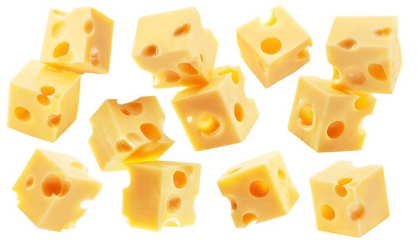 Coleção de cubos de queijo Emmental ou Maasdam voando no ar sobre fundo branco. Caminho de recorte. - Foto, Imagem