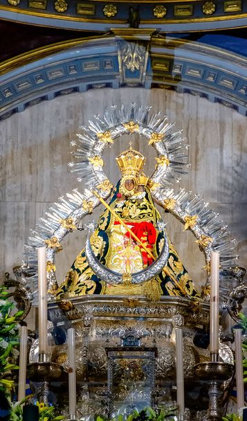 Imagem da Virgen de la Cabeza, padroeira de Andujar e diocese de Jean, Andaluzia, Espanha - Foto, Imagem