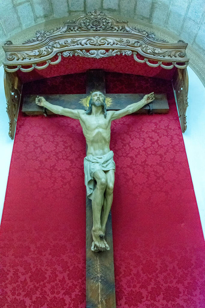 Cristo de la Expiración por Mariano Benlliure, en la Basílica Menor del Santuario de la Virgen de la Cabeza, Andujar, Andalucia, España - Foto, imagen