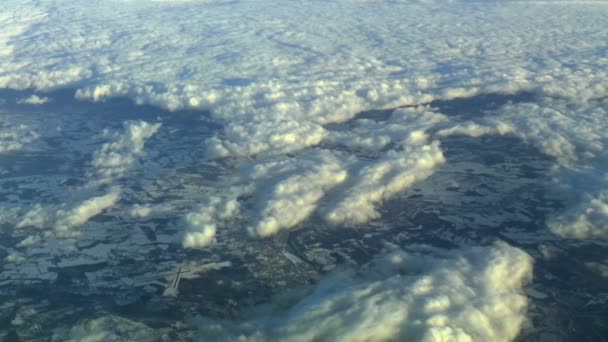 Boven de wolken, luchtfoto beeldmateriaal. - Video