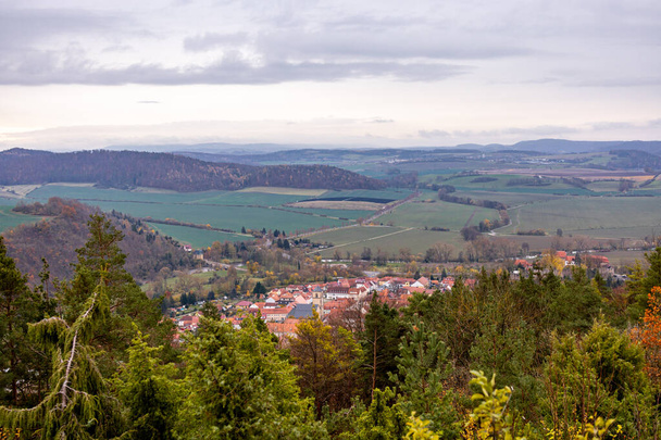 Visite de la belle vallée de la Werra près de Creuzburg un jour d'automne - Thuringe - Allemagne - Photo, image
