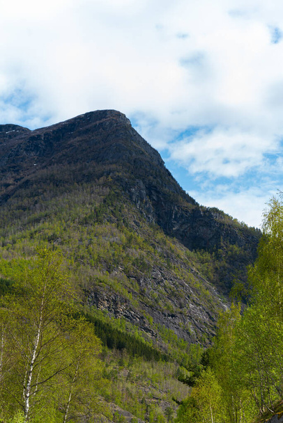 Skjolden - Νορβηγία - 16 Μαΐου - 2023 - Όρος - Φωτογραφία, εικόνα