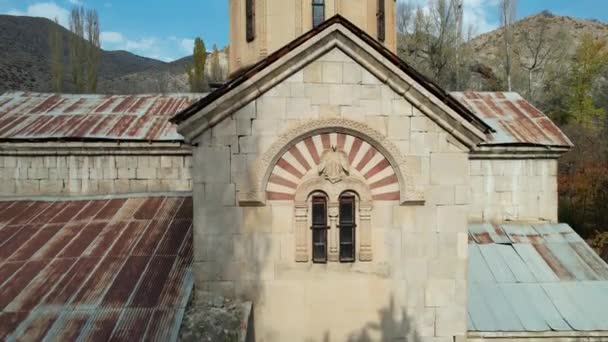 Ορθόδοξη εκκλησία, εναέρια ιστορική Γεωργιανή ορθόδοξη εκκλησία. Υψηλής ποιότητας 4k πλάνα - Πλάνα, βίντεο