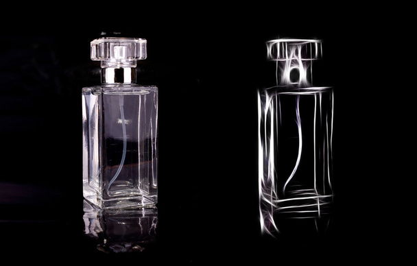 Botella de perfume
 - Foto, Imagen