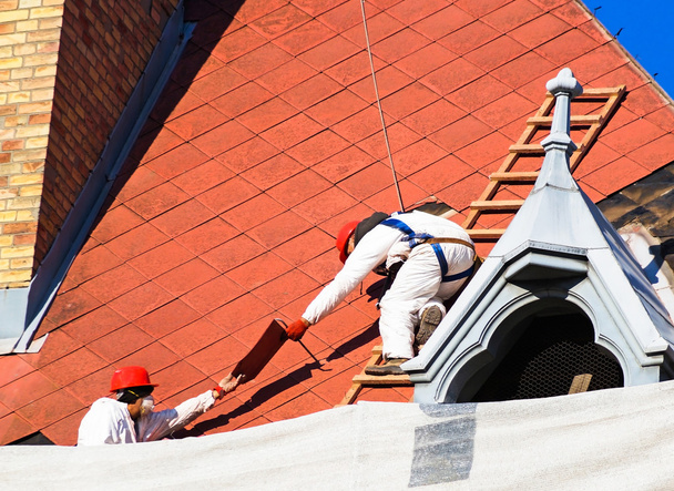 Roofers εργάζονται - Φωτογραφία, εικόνα