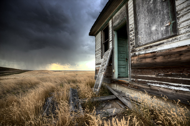Granja abandonada Saskatchewan Canadá
 - Foto, imagen