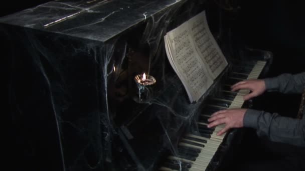 12 piano mov - Metraje, vídeo