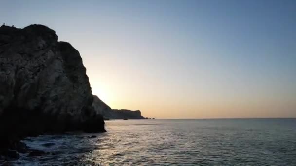 High Angle Time Lapse Видеозапись Британского океана в Великобритании, Beautiful Tourist Attraction Beach и Ocean Tour 9 сентября 2023 года - Кадры, видео
