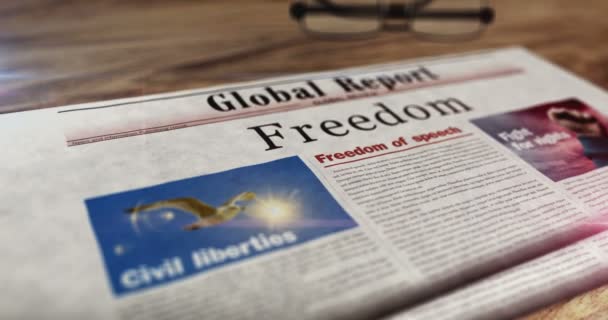 Ελευθερία και ελευθερία καθημερινή εφημερίδα στο τραπέζι. Τίτλοι ειδήσεων αφηρημένη έννοια 3d. - Πλάνα, βίντεο