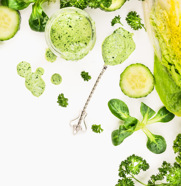 Green vegetables for lassi - Foto, afbeelding