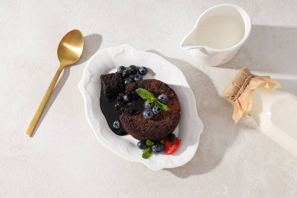 Chocolate fondant, concept of delicious sweet food - Photo, Image