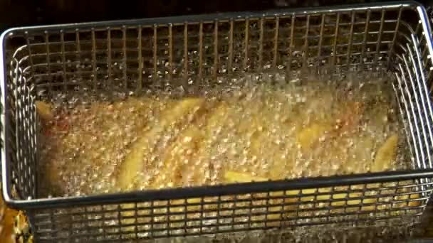 Patatas fritas en freidora
 - Metraje, vídeo