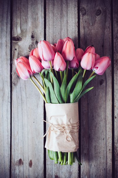 różowe tulipany wiosna świeży - Zdjęcie, obraz
