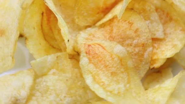 Вращающиеся картофельные чипсы
 - Кадры, видео