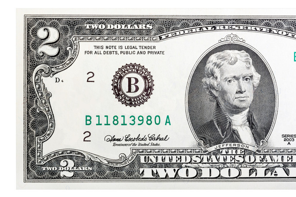 Un primer plano de un billete de dos dólares. Aislado
. - Foto, Imagen