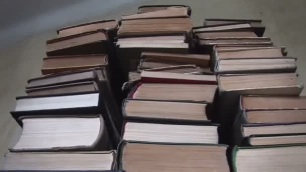Books 2.mov - Footage, Video