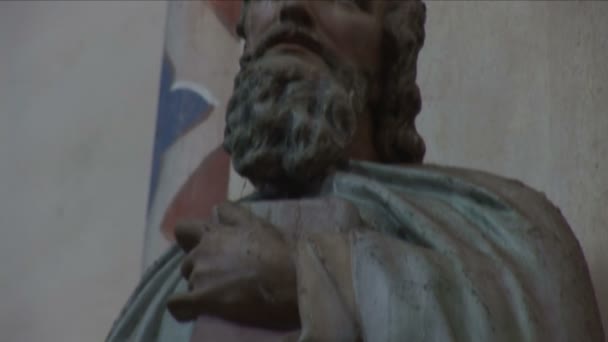 Mov 10. wnętrza kościoła - Materiał filmowy, wideo