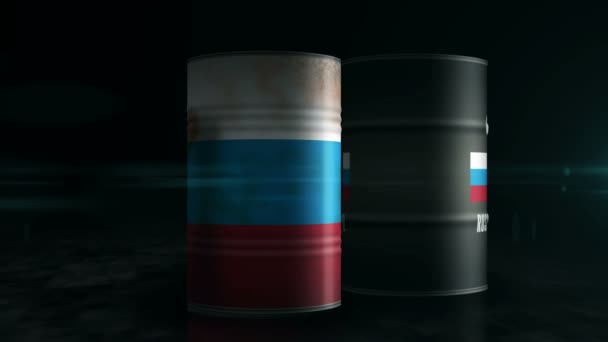Концепция российского нефтяного бизнеса и бочек для добычи топлива. Опасные промышленные металлические контейнеры. - Кадры, видео