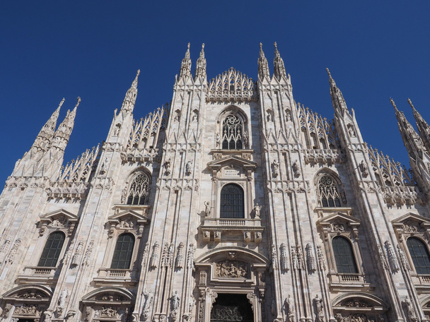 Milanon katedraali
 - Valokuva, kuva