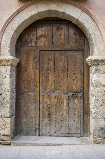 Vintage, medieval door Spanish city of Segovia. - Foto, imagen