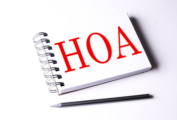 Text HOA na notebooku na bílém pozadí, obchodní - Fotografie, Obrázek