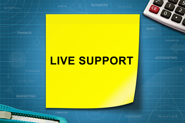 Live-Unterstützungswort auf gelbem Zettel  - Foto, Bild