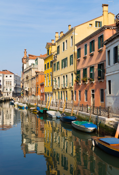 Bâtiments colorés à Venise
 - Photo, image