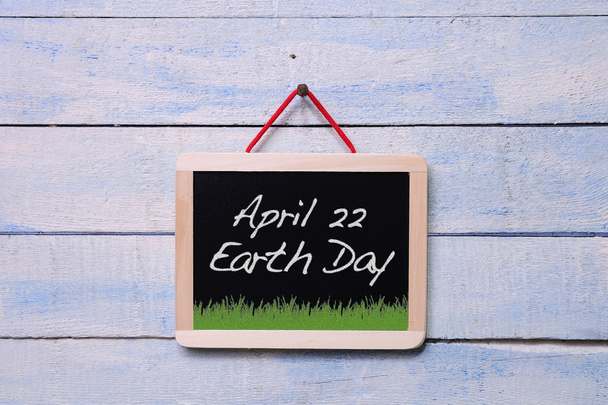 Earth day blackboard. - Фото, зображення
