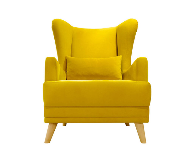 白い背景に隔離された枕が付いている快適な黄色いアームチェア. インテリアデザイン要素 - 写真・画像