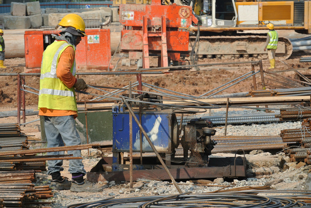 Avlu bükme çelik çalışma inşaat işçileri - Fotoğraf, Görsel