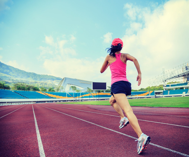 Fitness woman on stadion track - Photo, Image