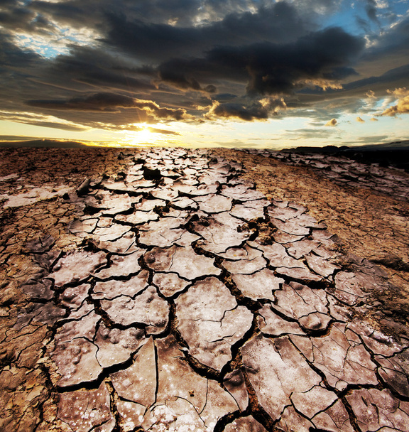 Tierras de sequía
 - Foto, imagen