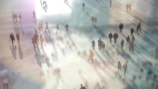 Menschen, die auf der Straße gehen - Filmmaterial, Video
