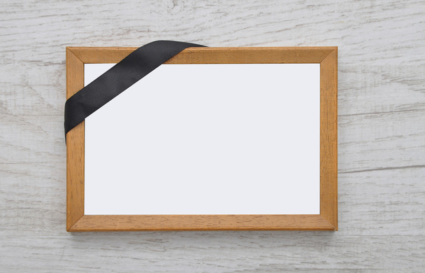 Picture frame with mourning band - Foto, Imagem