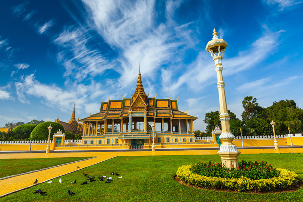 Πνομ Πενχ βασιλικό παλάτι πολύπλοκες - Φωτογραφία, εικόνα