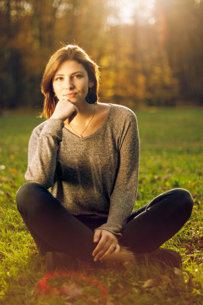 Portrait of young beautiful woman - Photo, image