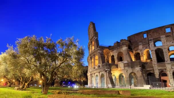 Colosseum, Róma hajnalban - Felvétel, videó