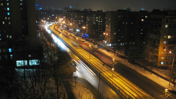 Timelapse noc ruchu w Kijowie - Materiał filmowy, wideo