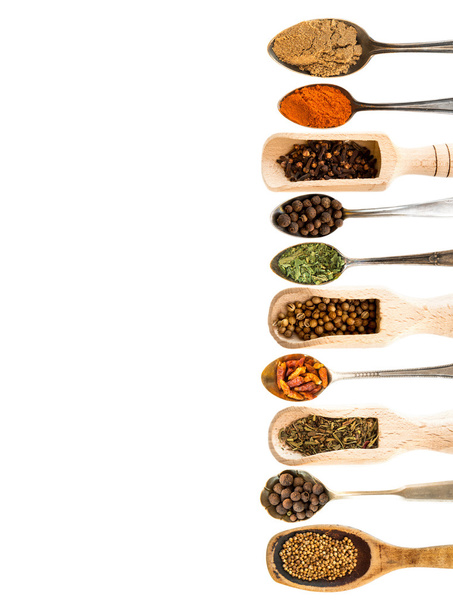 spoons with herbs and spices - Foto, Imagen