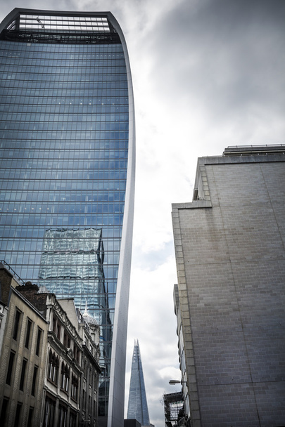 Три лондонских небоскреба
 - Фото, изображение