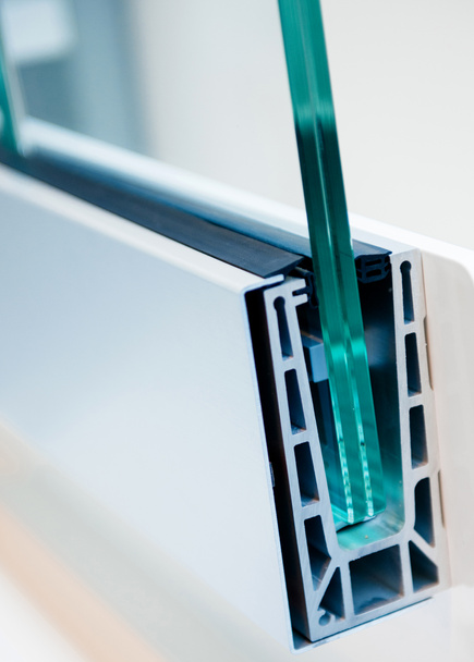 Seção transversal de uma janela de PVC
 - Foto, Imagem