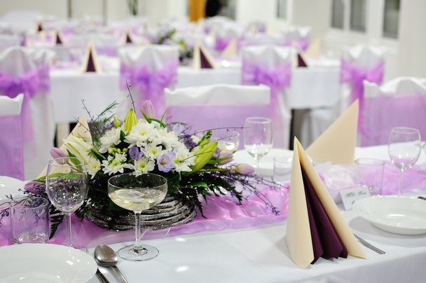 table de mise en place de fête, mariage
 - Photo, image