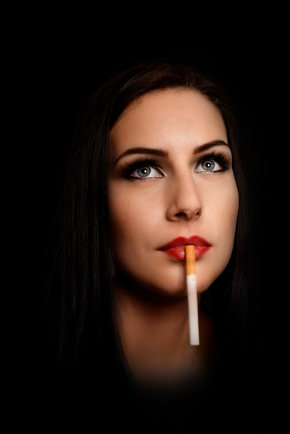 Krásná žena smocking - Fotografie, Obrázek